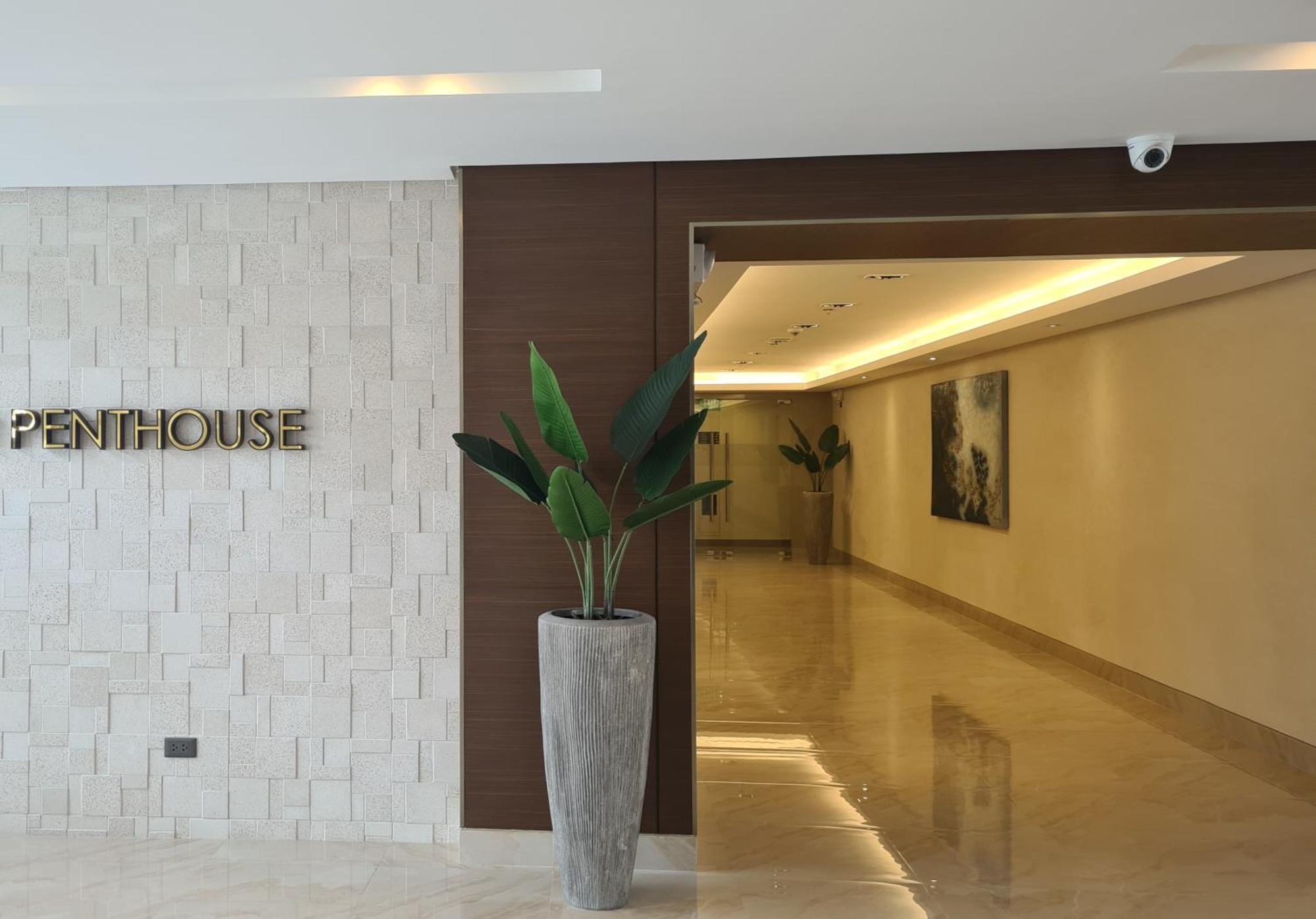 Cozy Penthouse 2Br Suite W Balcony - Amazing Manila Bay View And City Skyline Near Moa Pasay Exterior foto